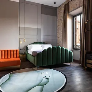 Chapter Hotel
